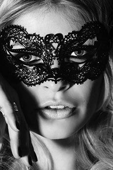 Bel naar Hollandse Hoeren 030 - 22.70.689 voor meer info